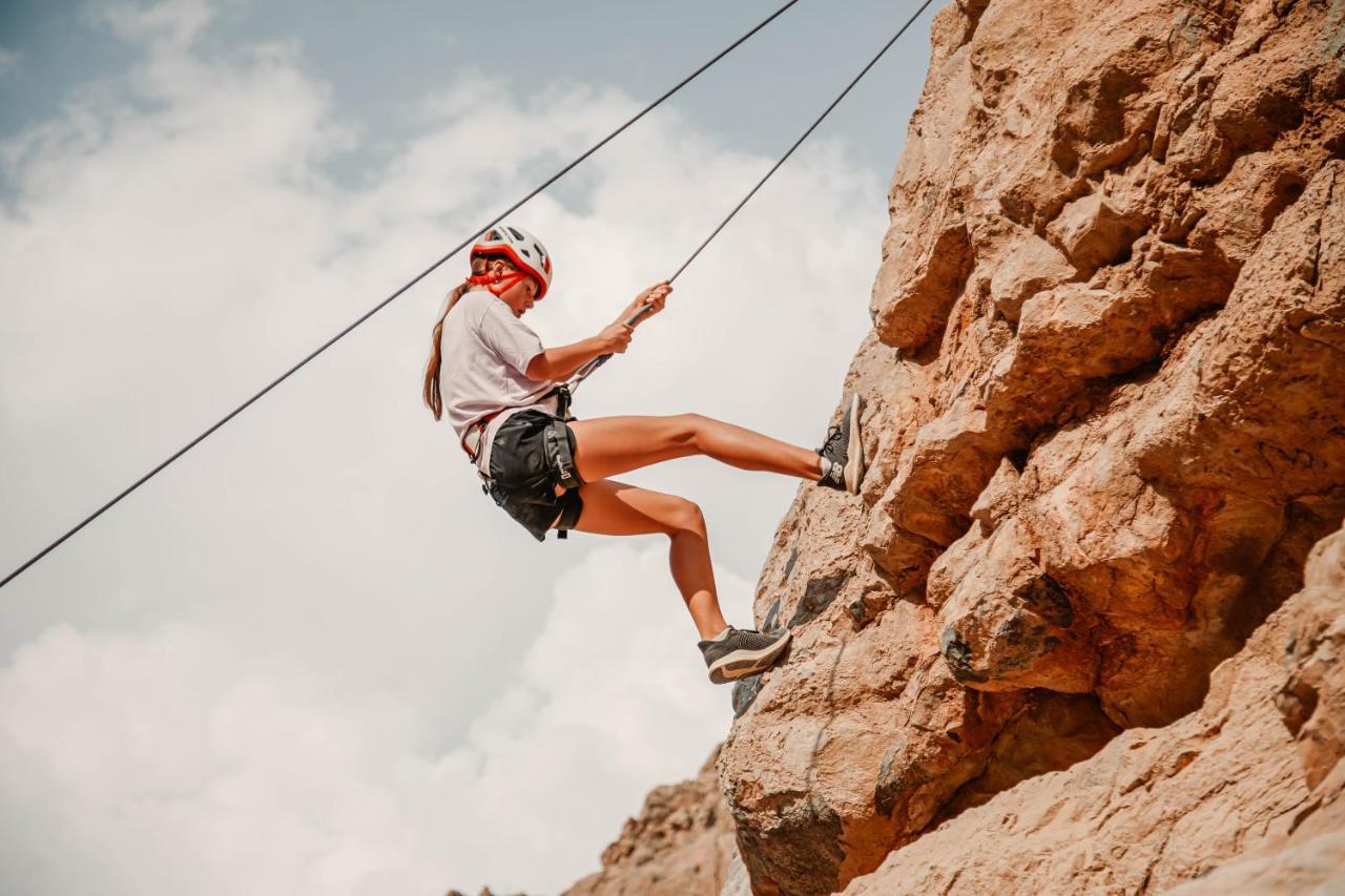 Bear Grylls Explorers Camp Ras al-Khaimah Eksteriør billede